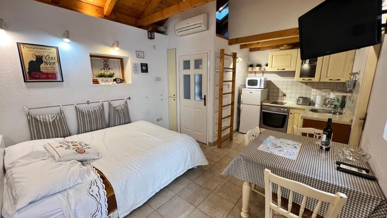 Studio Apartment Karlo Split Exterior photo